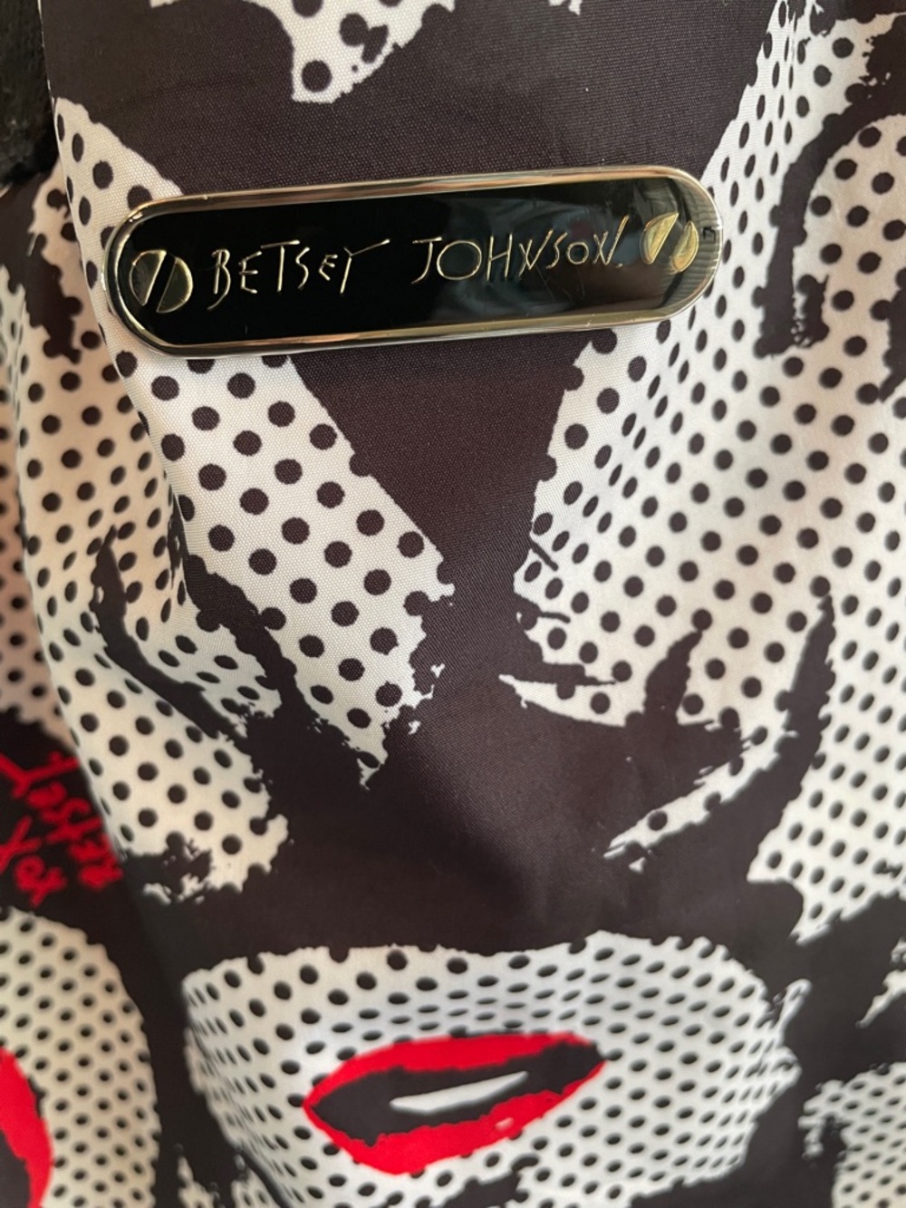 Betsey Johnson Vintage Marilyn Monroe Black & White Pop Art Tote - Picture 2 of 10